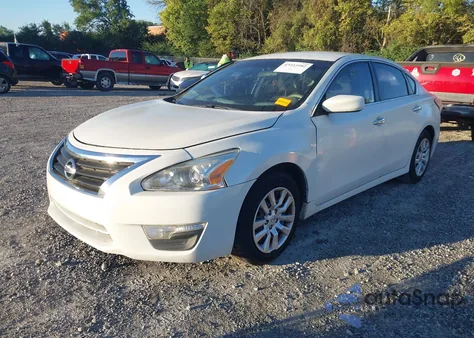 2014 Nissan Altima 2.5 S z USA, uszkodzony, nr VIN 1N4AL3AP3EN248624